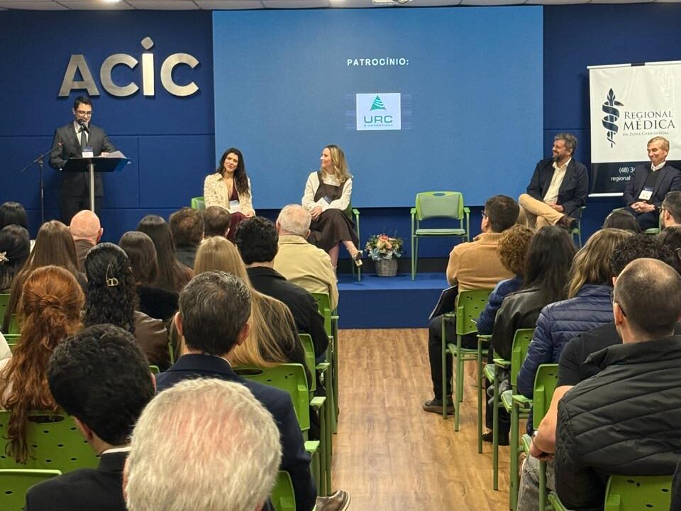 URC apoia eventos que fortalecem a educação e a atualização na área da saúde